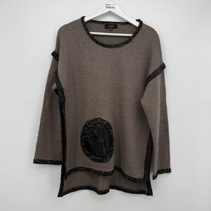 Kaktus Brown Textured Crewneck Sweater Black Boho Size Medium Acrylic